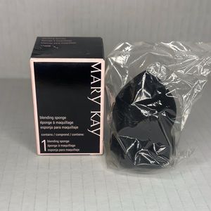 Mary Kay blending sponge